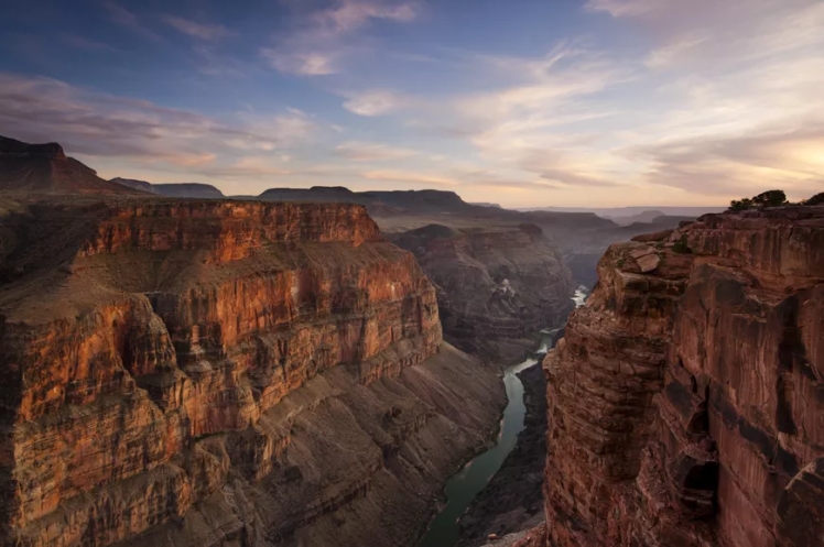 canyon-and-river-at-sunset-toroweap-overlook-grand-canyon-arizona